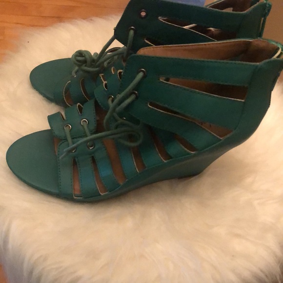 Like new Michael Antonio - Picture 4 of 4